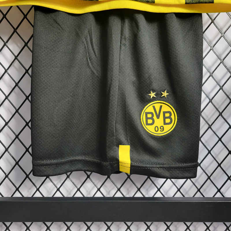 Kit Infantil Borussia Dortmund Titular 22/23 - My Store