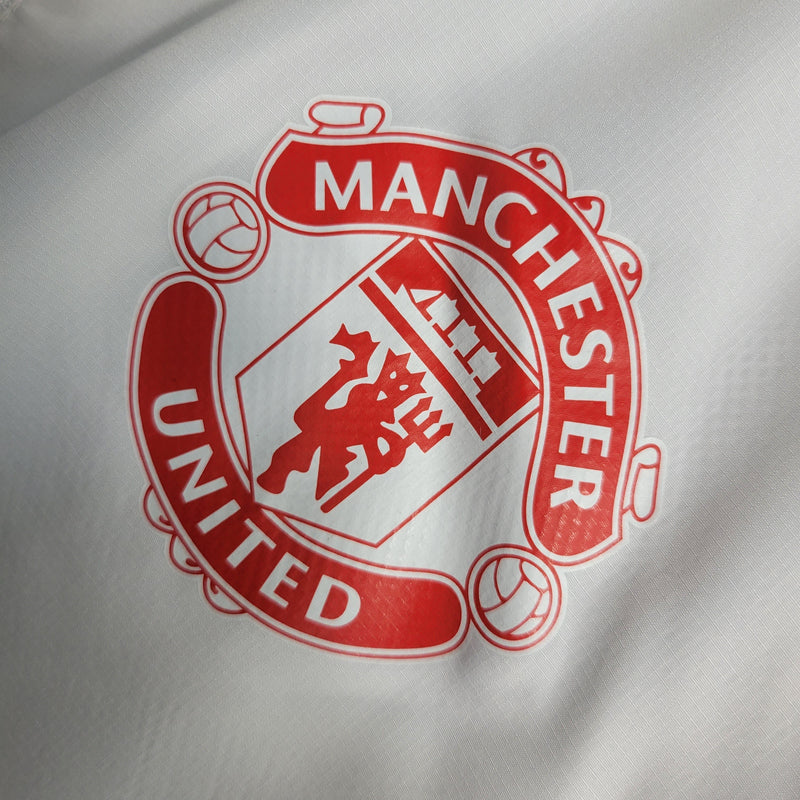 Jaqueta Corta Vento Manchester United 23/24 - Branca - My Store