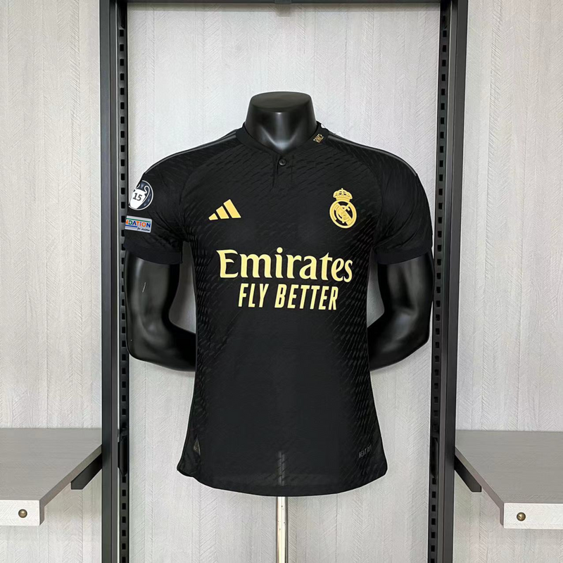 Camisa Real Madrid treino + Patch Champions League
Foundation 24/25 - Adidas Jogador Masculina - Lançamento