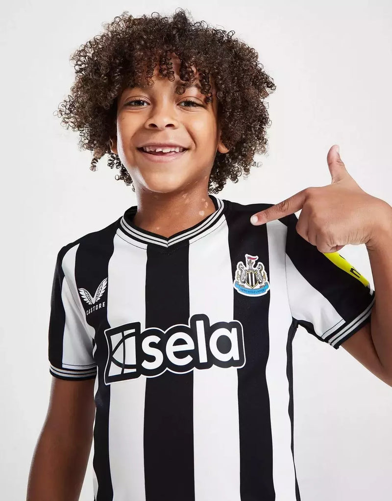 Kit Infantil NewCastle Home 23/24